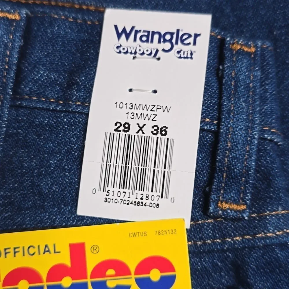 1421 NWT Wrangler Cowboy Cut Original Fit Jean Size 29x36